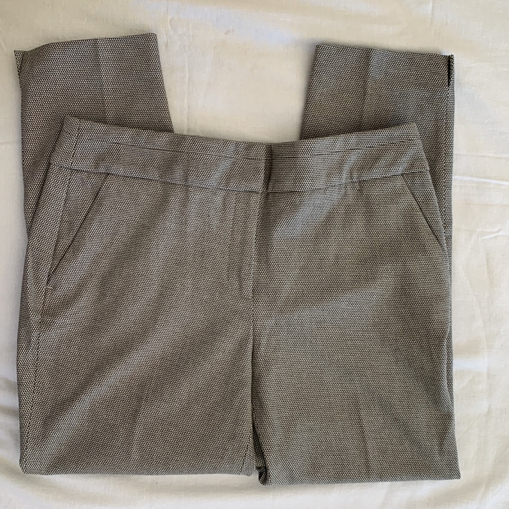 Chico's 1R Black White Houndstooth Pull On Ankle Pants US Size 8R